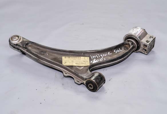 İNSİGNİA SOL ALT SALINCAK